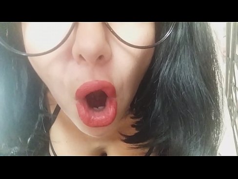 ❤️ Honey, uwar uwarki bazata bari ki tafi makaranta ba yau... Ina bukatarki da yawa... Labaran batsa